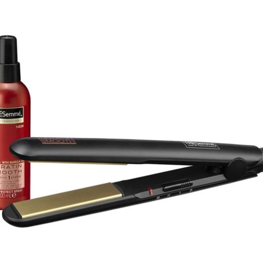 TRESEMME Smooth Control 230 Hair Straightener - Black